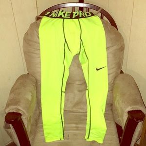 Nike pro men’s athletic pants NWOT